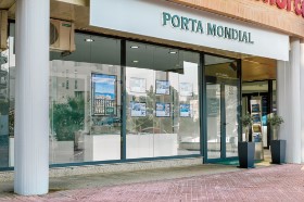 Porta Mondial Minorqueн